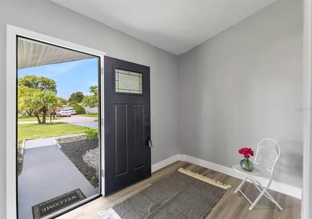 Photo 3 of Single family home for sale at 17 S Flag Ct, Kissimmee, FL 34759 | MLS# O6418950 | Listing updated on 2026-08-02
