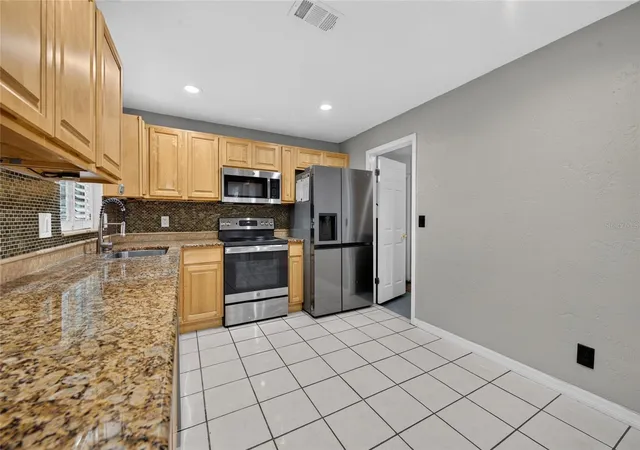 Photo 4 of Single family home for sale at 1107 4th Street, Port Orange, FL 32129 | MLS# V4949795 | Listing updated on 2026-08-07