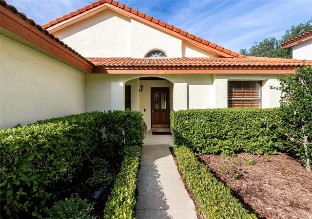 3rd image of 6350 Parson Brown Dr, Orlando, FL 32819 | MLS# O6418967
