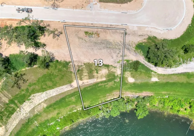 Photo 4 of Land for sale at 145 Tranquil Mirror Lake Ct #13, Clermont, FL 34711 | MLS# O6418968 | Listing updated on 2026-08-11