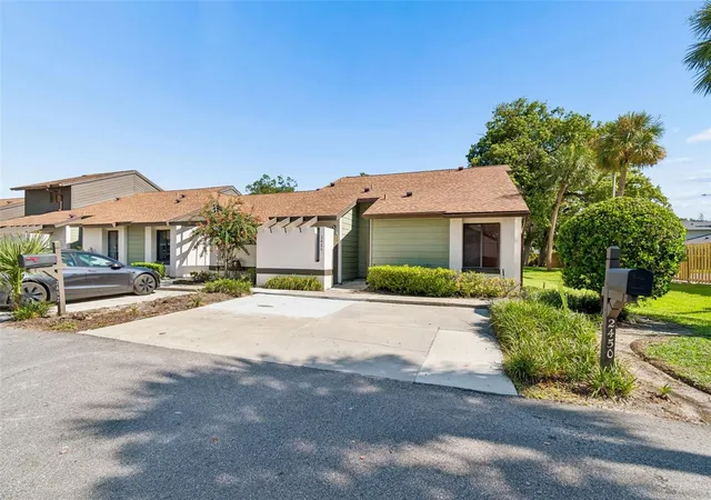 2nd image of 2450 Grand Teton Cir #2450, Winter Park, FL 32792 | MLS# O6418973