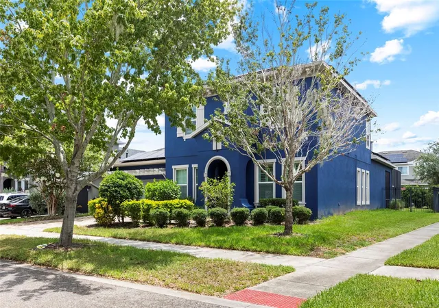 Photo 3 of Single family home for sale at 7013 Artesian Ct, Apollo Beach, FL 33572 | MLS# TB8521925 | Listing updated on 2026-08-06