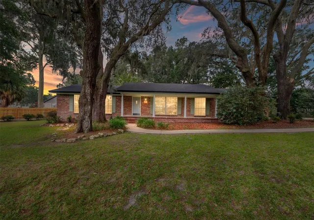 1st image of 25747 Sw 19th Ave, Newberry, FL 32669 | MLS# GC541381