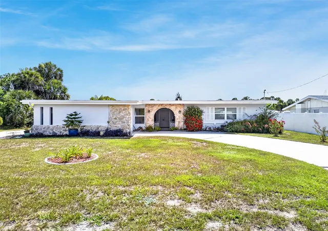 Photo 1 of Single family home for sale at 3349 Rock Crk Dr, Port Charlotte, FL 33948 | MLS# C7527631 | Listing updated on 2026-08-21