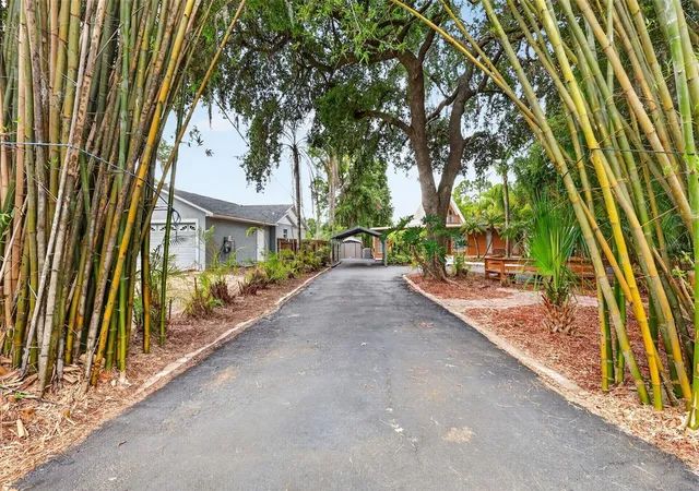 4th image of 507 Lakeshore Dr, Eustis, FL 32726 | MLS# G5114140