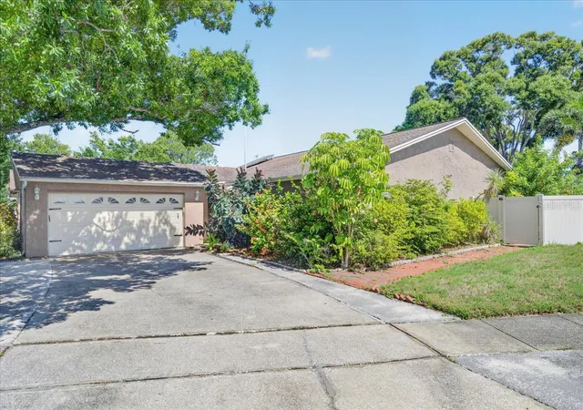 Homes for sale in Pinellas Park, FL | 10202 56th St N, Pinellas Park, FL 33782 | MLS# TB8521932