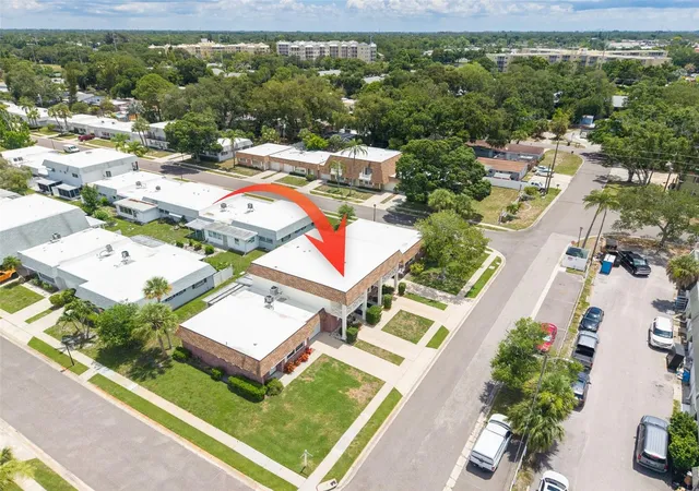 4th image of 802 Mindy Ct, LARGO, FL 33771