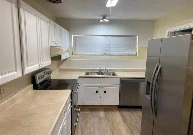 4th image of 1040 Hampton Rd, Daytona Beach, FL 32114 | MLS# O6418986