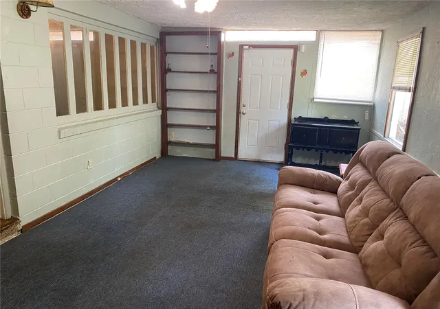 2nd image of 1040 Hampton Rd, Daytona Beach, FL 32114 | MLS# O6418986