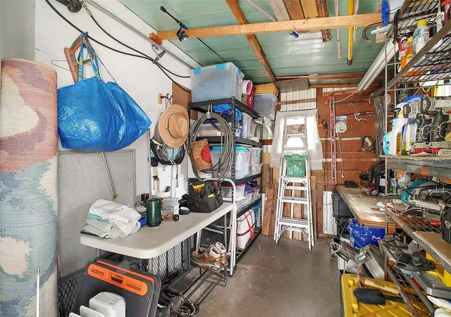 Photo 4 of Manufactured home for sale at 11723 Magnolia Ave, Tavares, FL 32778 | MLS# G5114145 | Listing updated on 2026-07-19