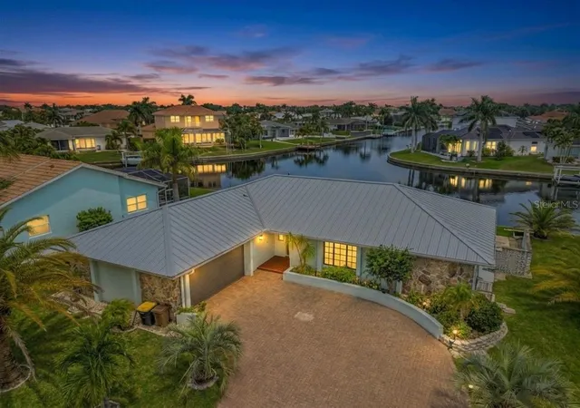 Photo 1 of Single family home for sale at 704 Bimini Ln, Punta Gorda, FL 33950 | MLS# C7527633 | Listing updated on 2026-09-15