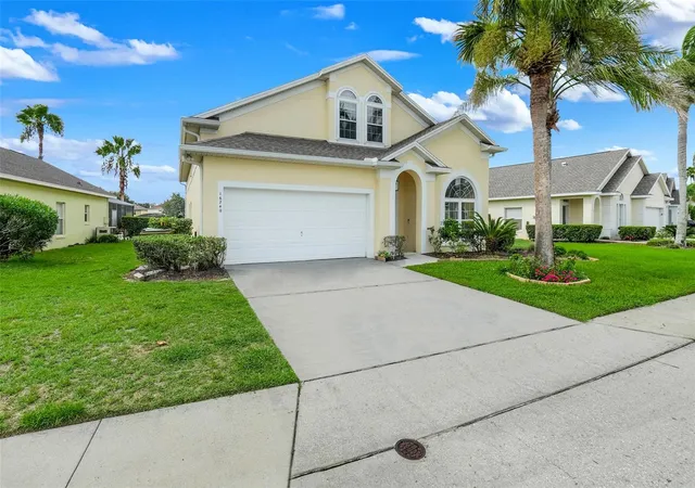 Photo 3 of Single family home for sale at 16740 Glenbrook Blvd, Clermont, FL 34714 | MLS# G5114146 | Listing updated on 2026-08-24