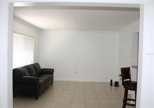 5th image of 151 Oyster Bay Cir, Altamonte Springs, FL 32701