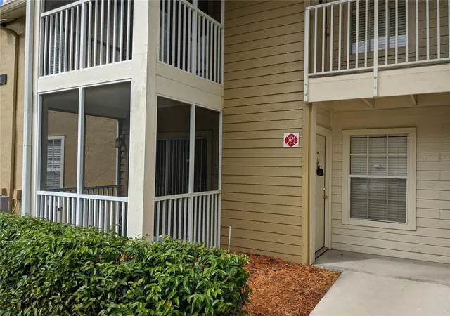 28th image of 209 Lake Brook Cir #103, Brandon, FL 33511 | MLS# TB8521952