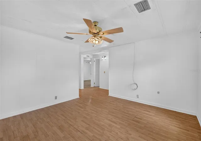 Listing Photo 3 - Condo for sale in building located at 304 Eron Wy, WINTER GARDEN, FL 34787 - Unit #2
