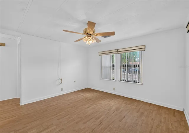 Listing Photo 5 - Condo for sale in building located at 304 Eron Wy, WINTER GARDEN, FL 34787 - Unit #2