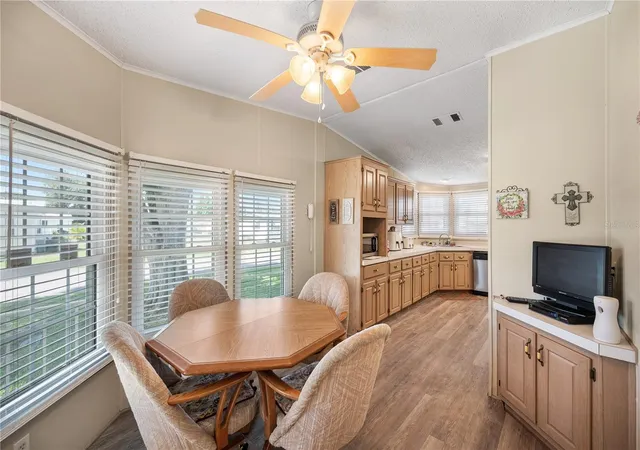 5th image of 1610 Reynolds Rd #333, Lakeland, FL 33801 | MLS# L4962970
