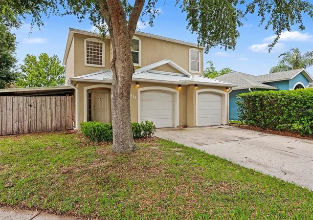 Photo 4 of Single family home for sale at 2415 Saint Pauls Dr, Titusville, FL 32780 | MLS# V4949800 | Listing updated on 2026-08-26