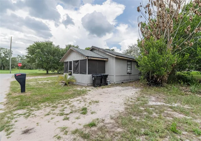 3rd image of 5 North St, Frostproof, FL 33843 | MLS# TB8521964