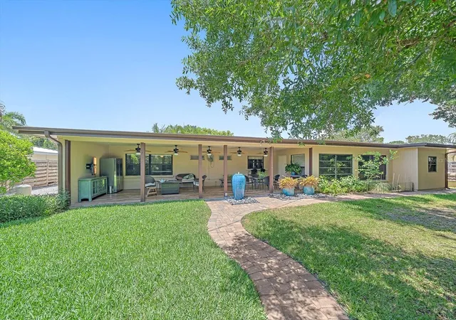 Photo 2 of Single family home for sale at 2462 Clematis St, Sarasota, FL 34239 | MLS# A4697812 | Listing updated on 2026-08-24