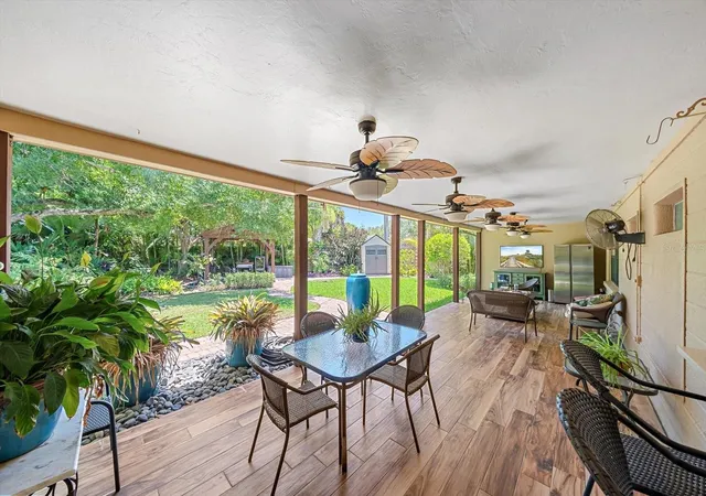 Photo 3 of Single family home for sale at 2462 Clematis St, Sarasota, FL 34239 | MLS# A4697812 | Listing updated on 2026-08-24