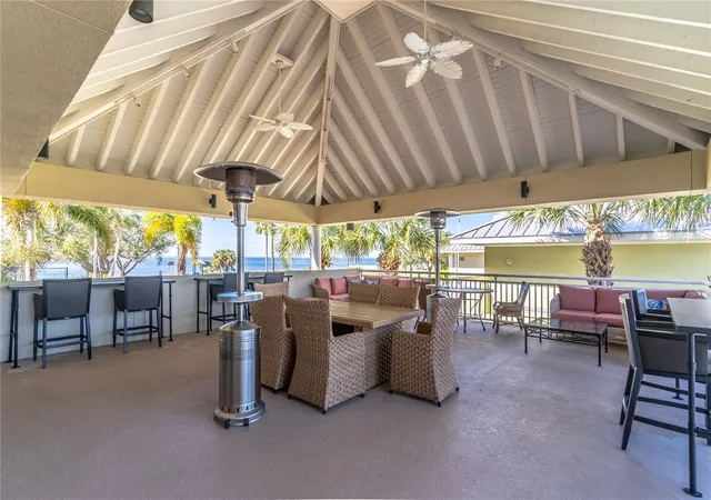 2nd image of 611 Destiny Dr, RUSKIN, FL 33570
