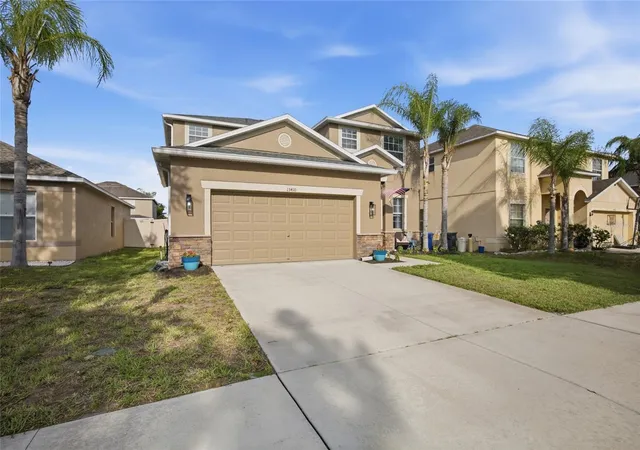 3rd image of 15410 Dakota Sky Pl, Sun City Center, FL 33573 | MLS# TB8522002