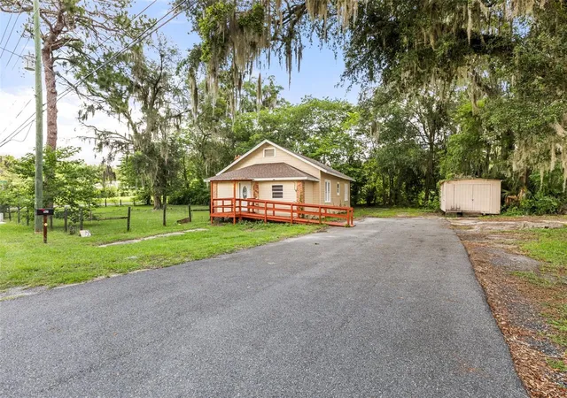 Photo 4 of Single family home for sale at 1921 NE 8th Road, Ocala, FL 34470 | MLS# G5114154 | Listing updated on 2026-09-01