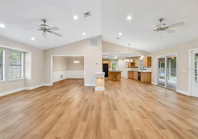 Photo 4 of Single family home for sale at 755 Keeneland Pike, Lake Mary, FL 32746 | MLS# O6419055 | Listing updated on 2026-10-03