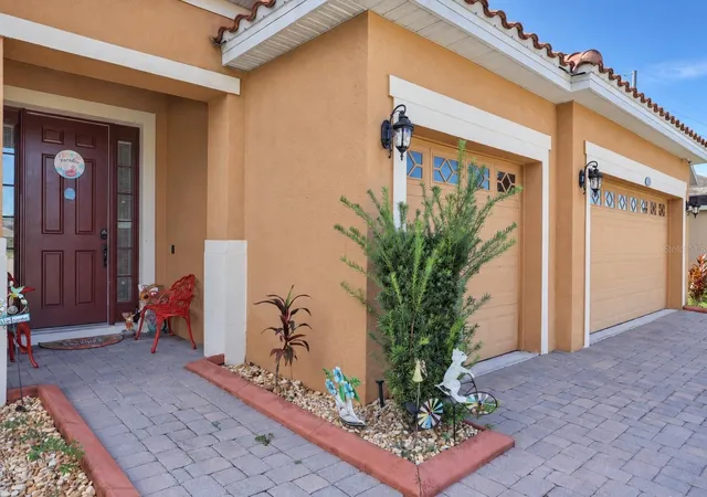 Photo 3 of Single family home for sale at 4858 Terra Sole Pl, Saint Cloud, FL 34771 | MLS# S5152323 | Listing updated on 2026-09-15