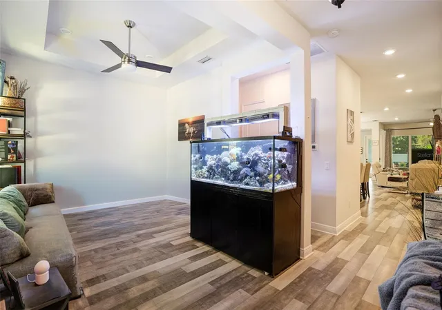 Photo 4 of Single family home for sale at 5285 Twinflower Ln, Sarasota, FL 34233 | MLS# A4697830 | Listing updated on 2026-06-23