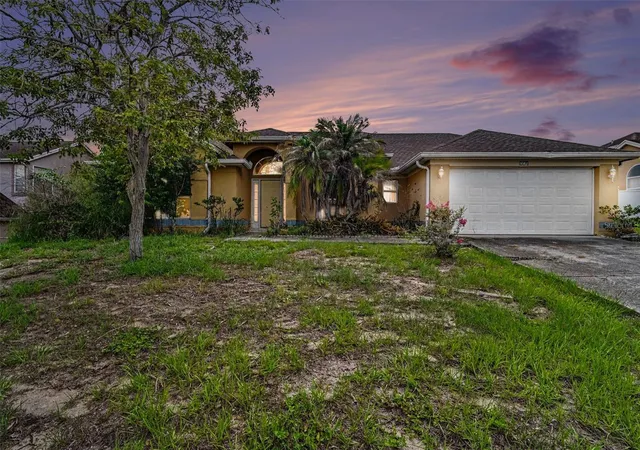 Photo 1 of Single family home for sale at 4716 Spaniel St, Orlando, FL 32818 | MLS# TB8522037 | Listing updated on 2026-09-22