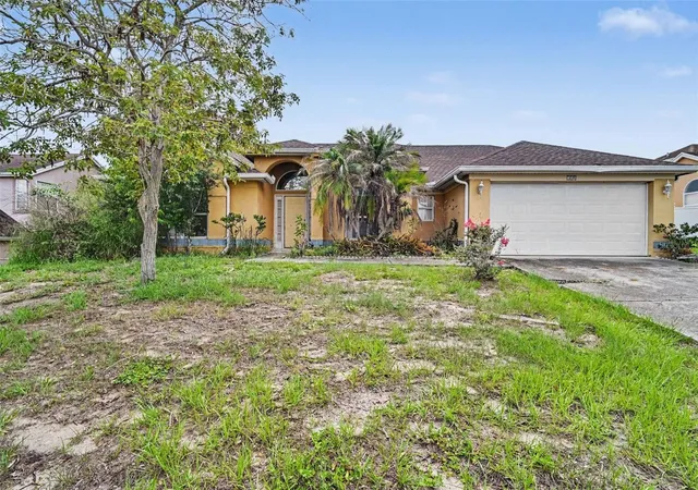 Photo 2 of Single family home for sale at 4716 Spaniel St, Orlando, FL 32818 | MLS# TB8522037 | Listing updated on 2026-09-22