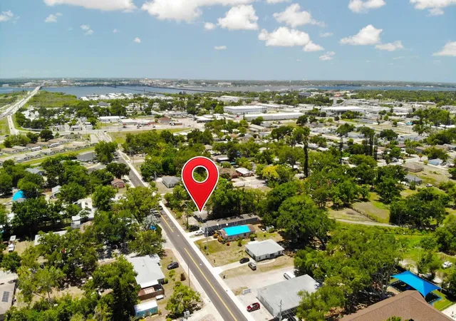 Homes for sale in Palmetto, FL | 1205 2nd Ave W, Palmetto, FL 34221 | MLS# A4697831