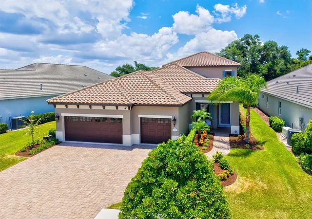 Photo 1 of Single family home for sale at 11909 Hunters Crk Rd, Venice, FL 34293 | MLS# N6144797 | Listing updated on 2026-10-01