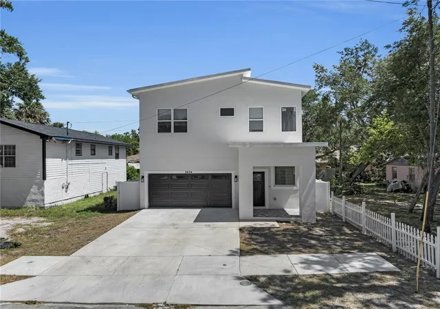 Photo 1 of Single family home for sale at 2404 Cassell, Tampa, FL 33605 | MLS# TB8522042 | Listing updated on 2026-06-29