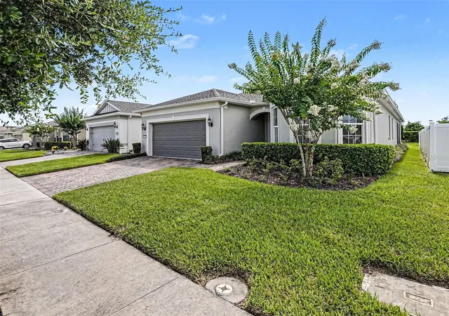 Photo 3 of Single family home for sale at 6261 Citrus Grv Ct, Saint Cloud, FL 34771 | MLS# S5152330 | Listing updated on 2026-09-08