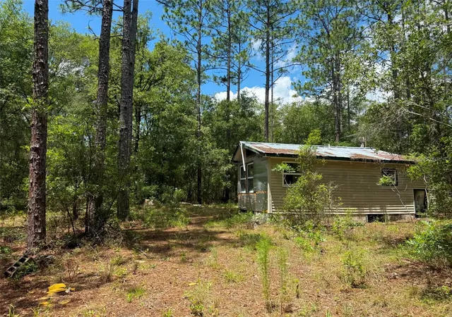 Homes for sale in Bell, FL | 6339 Nw 17Th Ct, Bell, FL 32619 | MLS# GC541390
