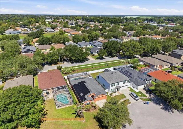 5th image of 704 Parsons Pointe St, Seffner, FL 33584 | MLS# TB8522048