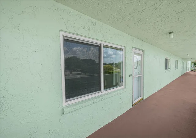 4th image of 1130 N Lake Parker Ave #A308, Lakeland, FL 33805 | MLS# L4962979