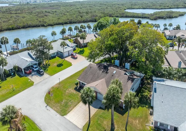 2nd image of 1400 Portobello Dr, Port Orange, FL 32127 | MLS# V4949804