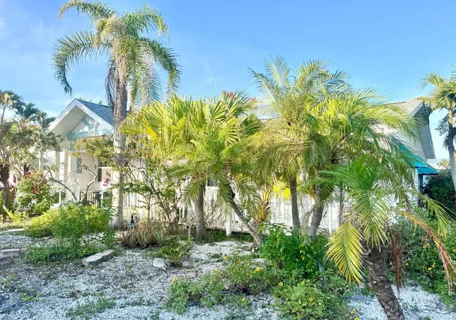 Homes for sale in Indian Rocks Beach, FL | 202 12th Ave, Indian Rocks Beach, FL 33785 | MLS# TB8522059