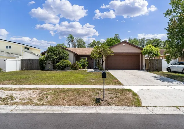 2nd image of 6916 Williams Dr, Tampa, FL 33634 | MLS# TB8522066