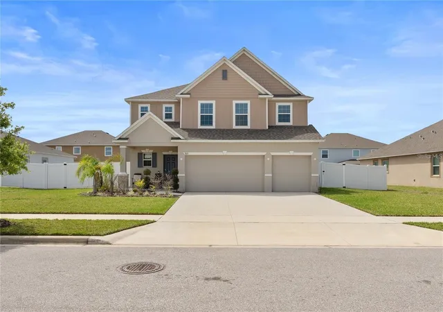 Photo 1 of Single family home for sale at 923 Fieldstone Way, Haines City, FL 33844 | MLS# O6419098 | Listing updated on 2026-08-07