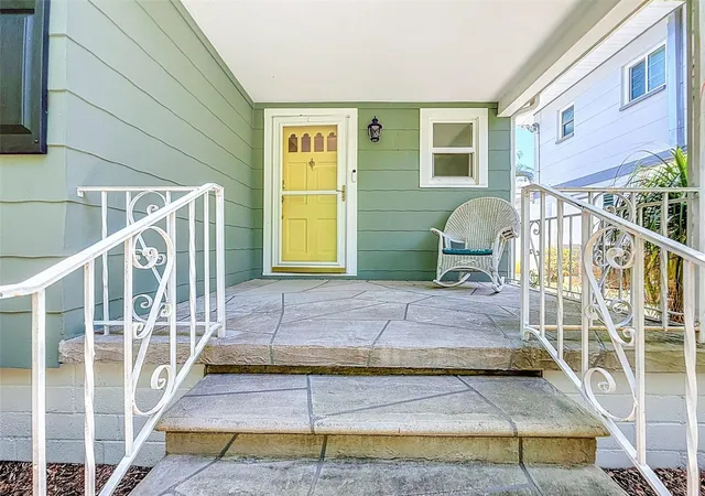 Photo 4 of Single family home for sale at 182 29th Avenue N, Saint Petersburg, FL 33704 | MLS# TB8522082 | Listing updated on 2026-08-16