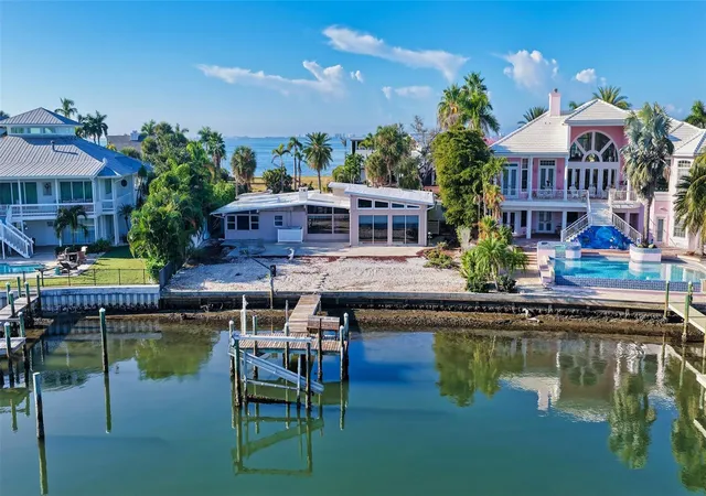 Photo 2 of Land for sale at 355 S Shore Dr, Sarasota, FL 34234 | MLS# A4697839 | Listing updated on 2026-08-26