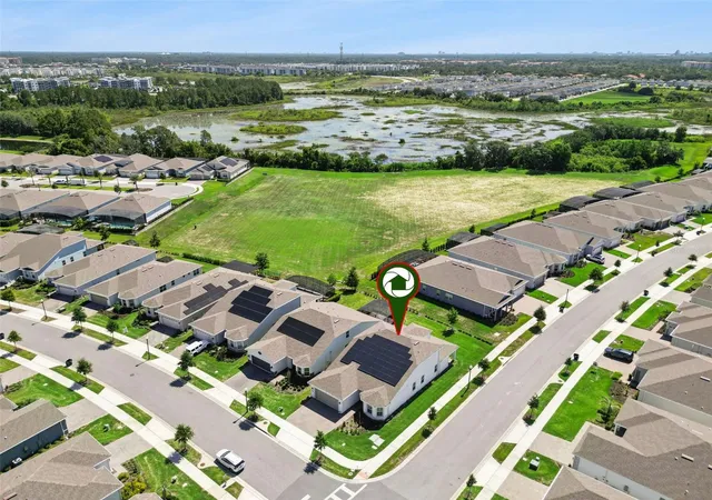 Photo 3 of Single family home for sale at 13361 Sunny Retreat Ln, Winter Garden, FL 34787 | MLS# O6419110 | Listing updated on 2026-10-21