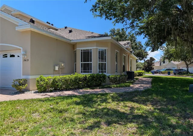 Photo 2 of Single family home for sale at 7419 Wimpole Dr, New Port Richey, FL 34655 | MLS# W7886976 | Listing updated on 2026-09-30