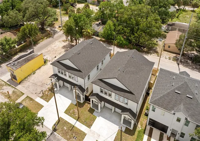 3rd image of 2806 N 29Th St #2, Tampa, FL 33605 | MLS# TB8522107
