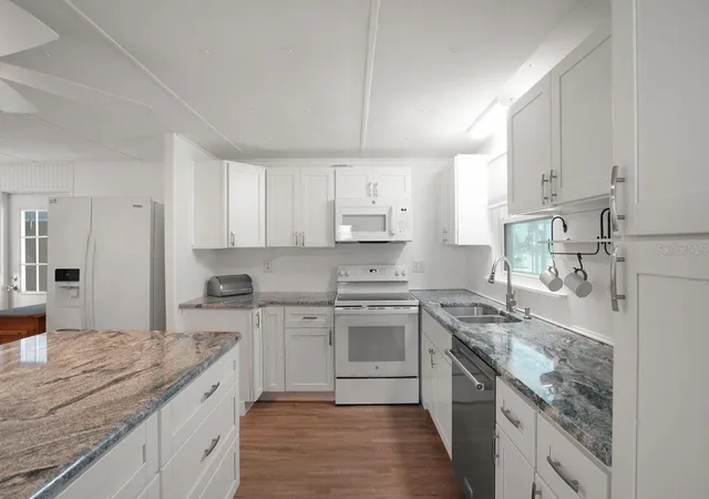 4th image of 654 Blackburn Blvd, North Port, FL 34287 | MLS# A4697843